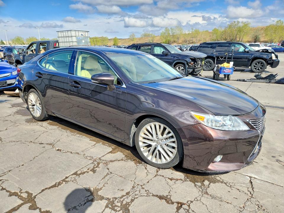 2013 Lexus ES VIN JTHBK1GG6D2026042 COPART salvage auction — FRONT END, Co - Public - Salvage Title, sold $5,600 on 2026-07-08 (photo 4)
