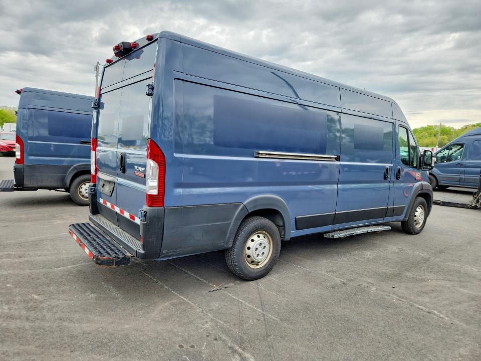 2020 Ram VIN 3C6URVJG0LE129309 COPART salvage auction — NORMAL WEAR, Ct - Certificate Of Title, sold $10,900 on 2026-08-27 (photo 3)