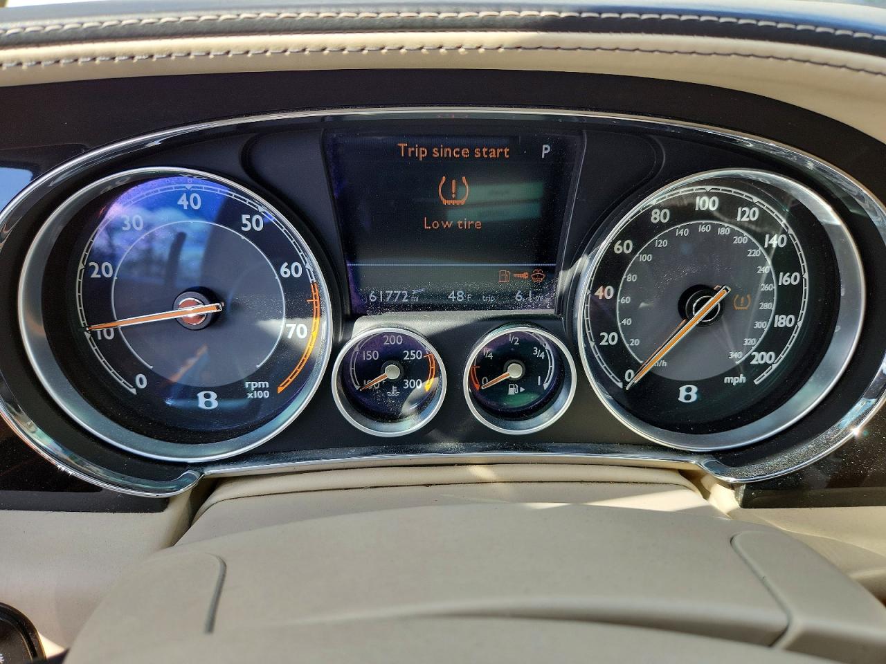 2012 Bentley Continental gt VIN SCBFR7ZAXCC071524 COPART salvage auction — Minor Dent/Scratches, NY - CERT OF TITLE-REBUILT SALVAGE (P), sold $17,000 on 2026-04-27 (photo 9)