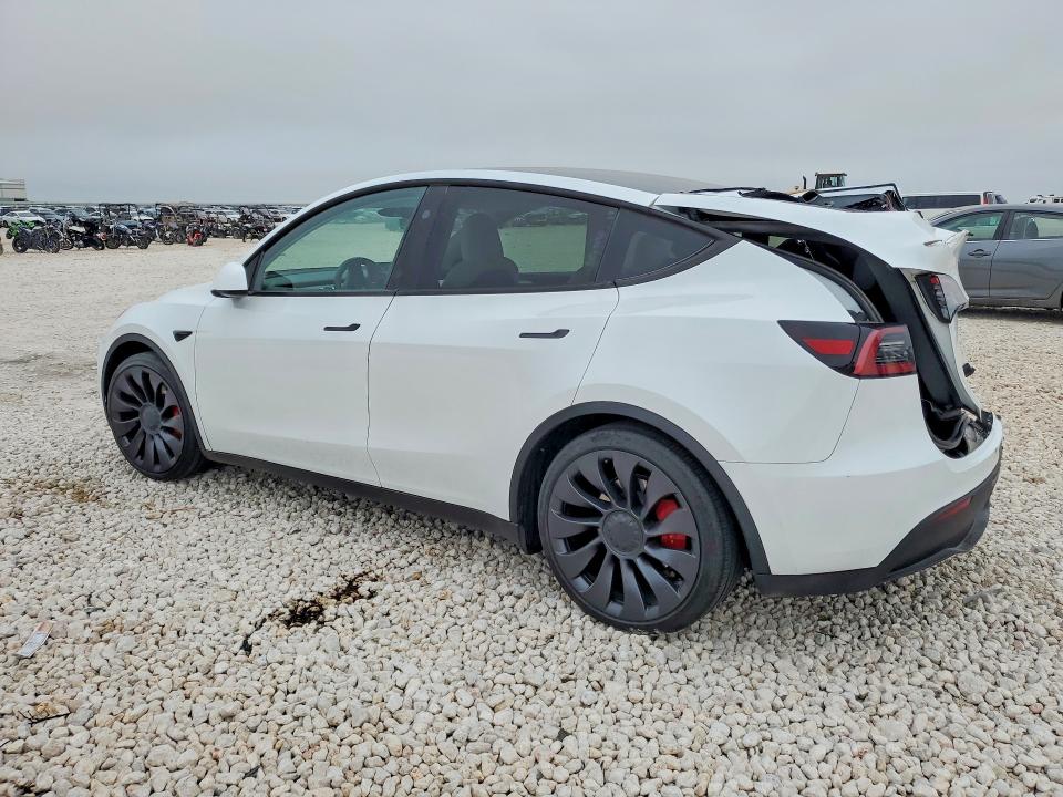 2024 Tesla Model y VIN 7SAYGDEF1RA275099 COPART salvage auction — REAR END, Tx - Salvage Vehicle Title, sold $12,400 on 2026-07-16 (photo 2)