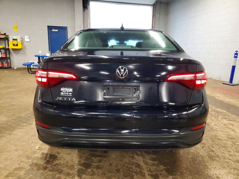 2024 Volkswagen Jetta VIN 3VW5M7BU6RM008095 COPART salvage auction — HAIL, Ia - Cert Of Title-Salvage Title, sold $7,800 on 2026-07-22 (photo 6)