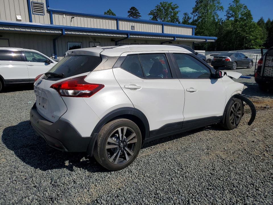2020 Nissan Kicks VIN 3N1CP5CV3LL545701 COPART salvage auction — FRONT END, NC - SALVAGE CERTIFICATE OF TITLE, sold $750 on 2026-07-02 (photo 3)