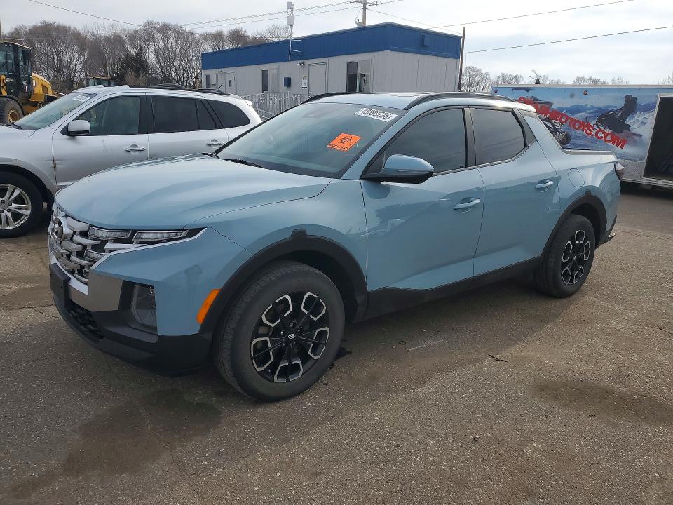 2022 Hyundai Santa cruz VIN 5NTJDDAF3NH015123 COPART salvage auction — REAR END, MN - CERT OF TITLE-SALVAGE, sold $9,800 on 2026-07-07 (photo 1)