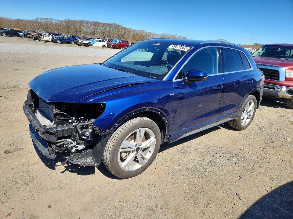 2024 Audi Q3 VIN WA1DECF38R1055738 — COPART salvage auction photo