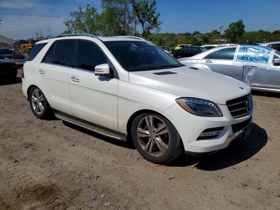 2013 Mercedes-benz Ml-class VIN 4JGDA5HB6DA137621 COPART salvage auction — MINOR DENT/SCRATCHES, MD - CERTIFICATE OF TITLE, sold $4,700 on 2026-07-02 (photo 4)