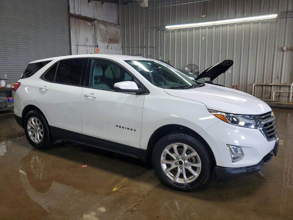 2018 Chevrolet Equinox VIN 3GNAXSEV0JL313108 COPART salvage auction — WATER/FLOOD, IL - SALVAGE CERT-FLOOD, sold $1,750 on 2026-07-02 (photo 4)