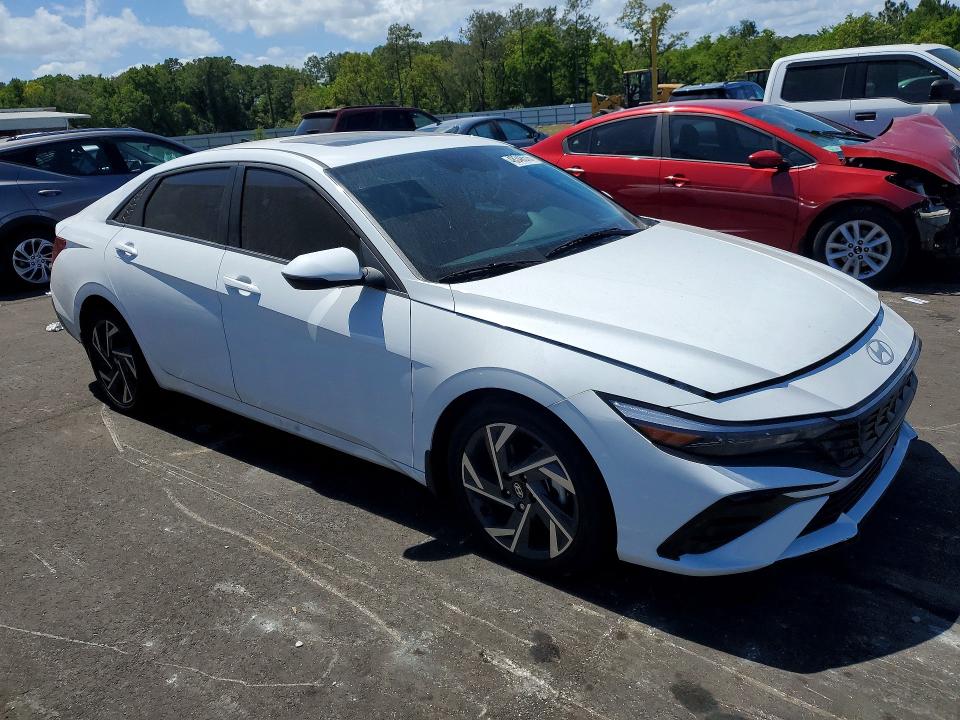 2025 Hyundai Elantra VIN KMHLN4DJ8SU141222 COPART salvage auction — FRONT END, FL, sold $6,600 on 2026-07-15 (photo 4)