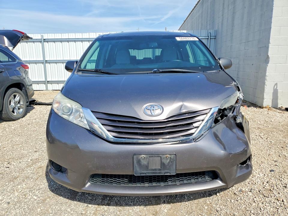 2016 Toyota Sienna VIN 5TDKK3DC4GS756480 COPART salvage auction — FRONT END, Ia - Cert Of Title-Salvage Title, sold $1,800 on 2026-07-08 (photo 5)