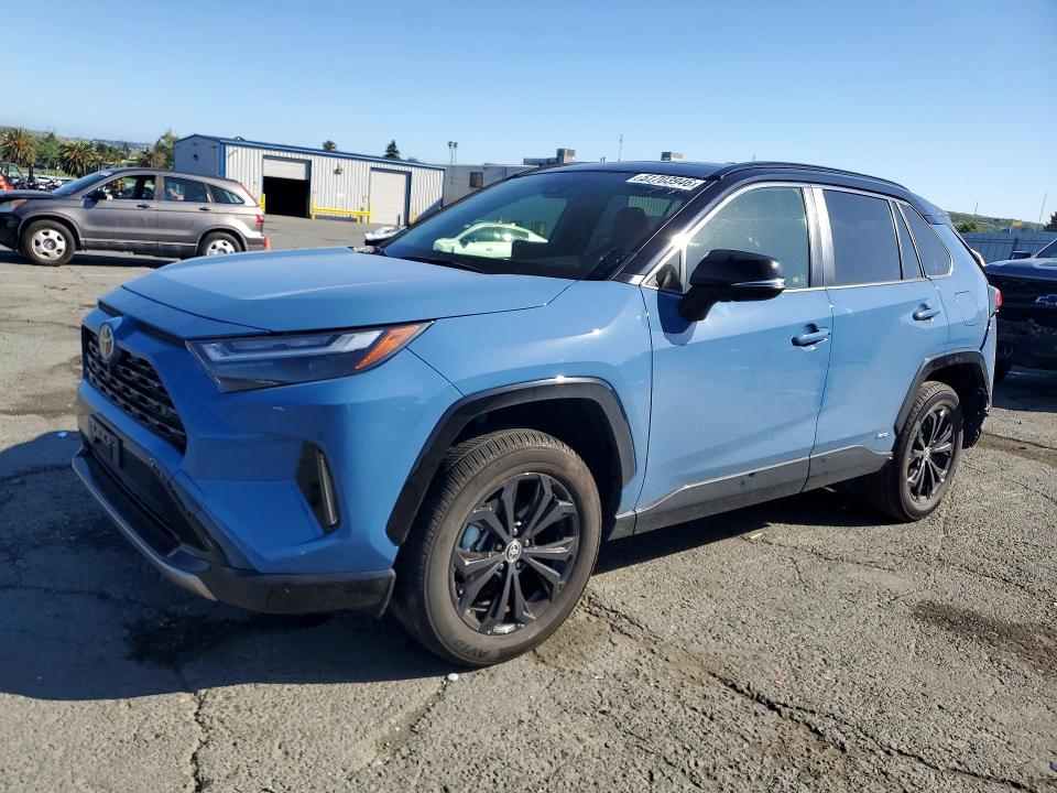 2025 Toyota Rav 4 VIN JTME6RFV6SD580524 COPART salvage auction — REAR END, Salvage Title, sold $23,900 on 2026-07-17 (photo 1)
