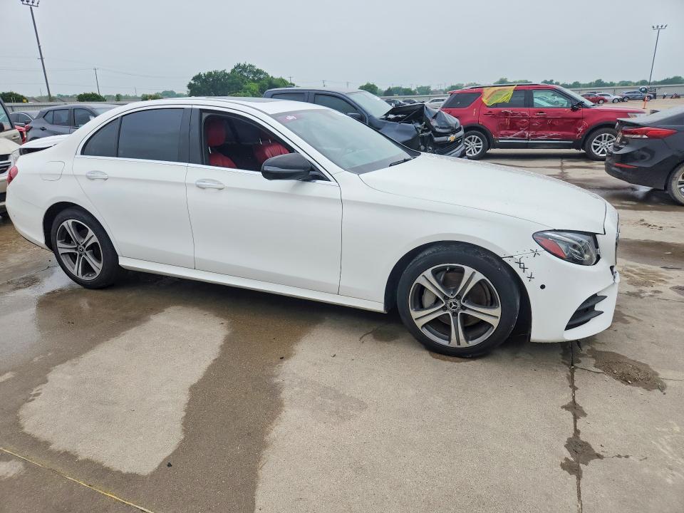 2017 Mercedes-benz E-class VIN WDDZF4JB0HA240769 COPART salvage auction — REAR END, Tx - Certificate Of Title (P), sold $7,900 on 2026-07-27 (photo 4)