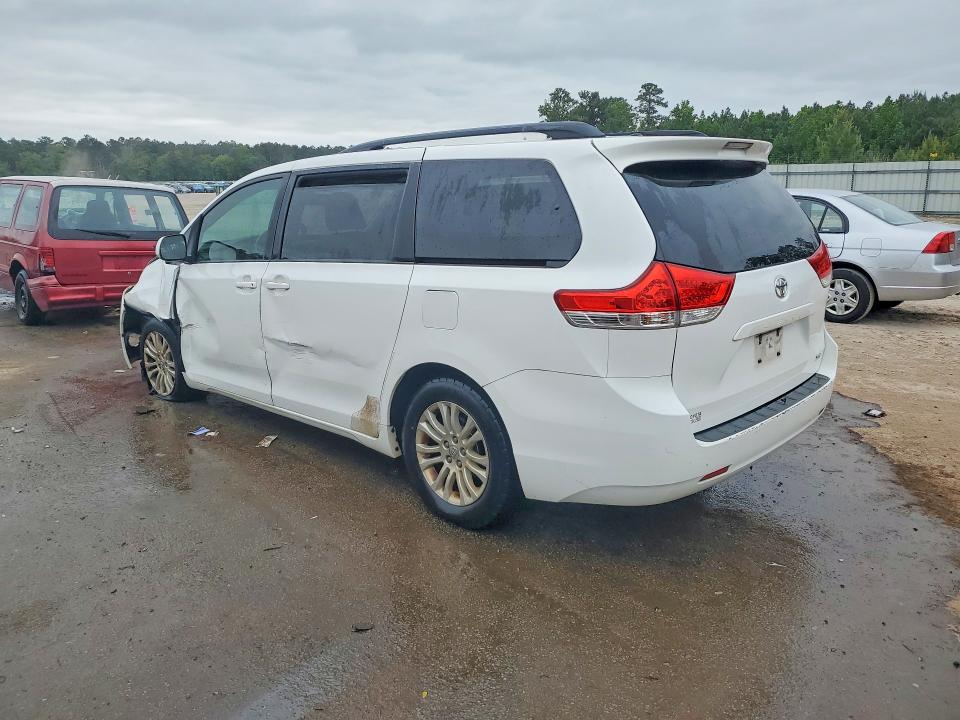 2014 Toyota Sienna VIN 5TDYK3DC4ES503182 COPART salvage auction — FRONT END, Sc - Cert Of Title-Salvage, sold $1,200 on 2026-07-06 (photo 2)