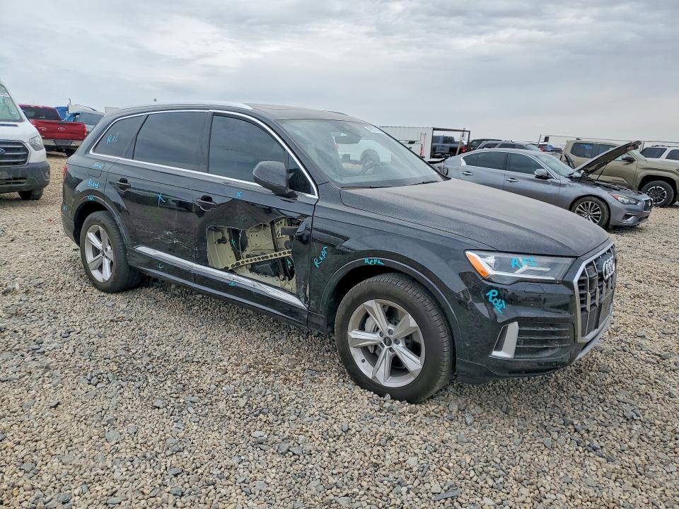 2022 Audi Q7 VIN WA1LJBF79ND001605 COPART salvage auction — SIDE, Tx - Salvage Vehicle Title, sold $18,100 on 2026-07-14 (photo 4)