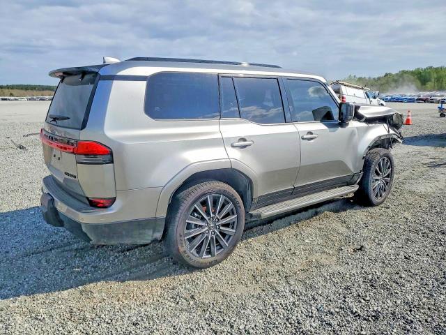 2025 Lexus Gx 550 VIN JTJVBCDX6S5060960 COPART salvage auction — Front End, LA - CERT OF TITLE-SALVAGE (P), sold $29,500 on 2026-05-06 (photo 3)