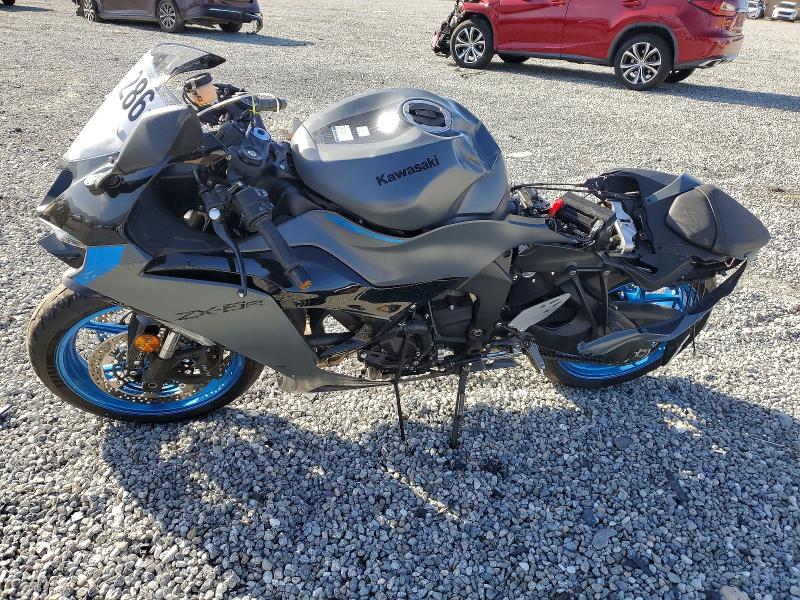 2026 Kawasaki Zx636 VIN JKBZXJJ1XTA044494 COPART salvage auction — ALL OVER, Ca - Salvage Certificate, sold $2,100 on 2026-07-09 (photo 3)