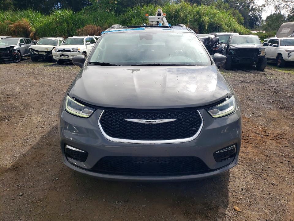 2022 Chrysler Pacifica VIN 2C4RC3BG8NR183994 COPART salvage auction — WATER/FLOOD, Hi - Certificate Of Salvage, sold $5,900 on 2026-07-13 (photo 5)