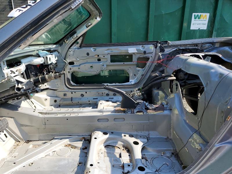 2004 Porsche Boxster VIN WP0CB29844U661704 COPART salvage auction — STRIPPED, Md - Parts Only-No Title Letter, sold $200 on 2026-07-31 (photo 7)