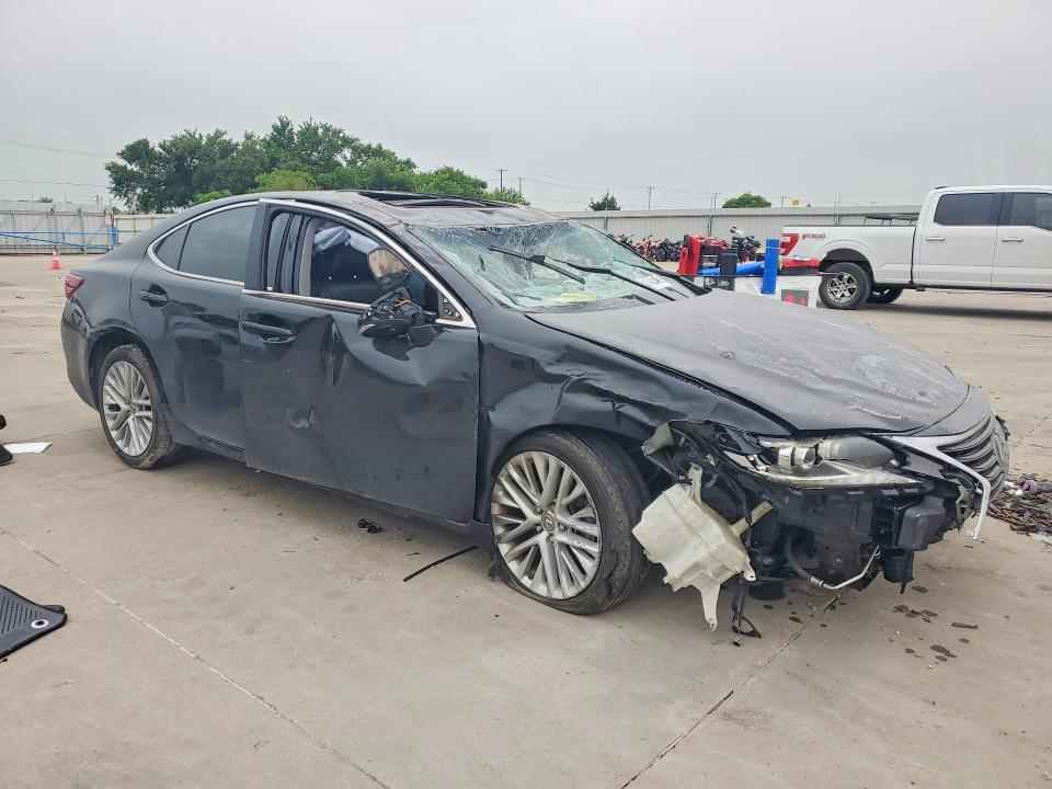 2017 Lexus ES VIN 58ABK1GG5HU037579 COPART salvage auction — ROLLOVER, Tx - Salvage Vehicle Title, sold $1,800 on 2026-07-09 (photo 4)