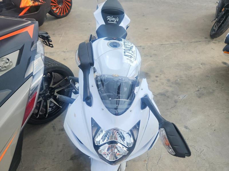 2019 Suzuki VIN JS1GN7FA3K7100526 COPART salvage auction — FRONT END, Salvage Title, sold $30 on 2026-07-27 (photo 5)