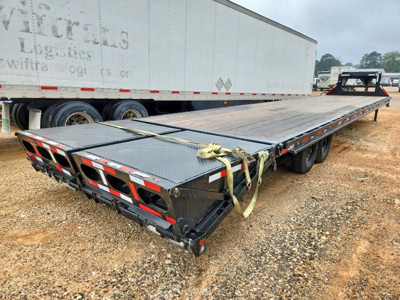 2024 Maxx d Unknown VIN 5R8GF4029RM114146 COPART salvage auction — SIDE, TN - CERTIFICATE OF TITLE (P), sold $8,000 on 2026-07-27 (photo 4)