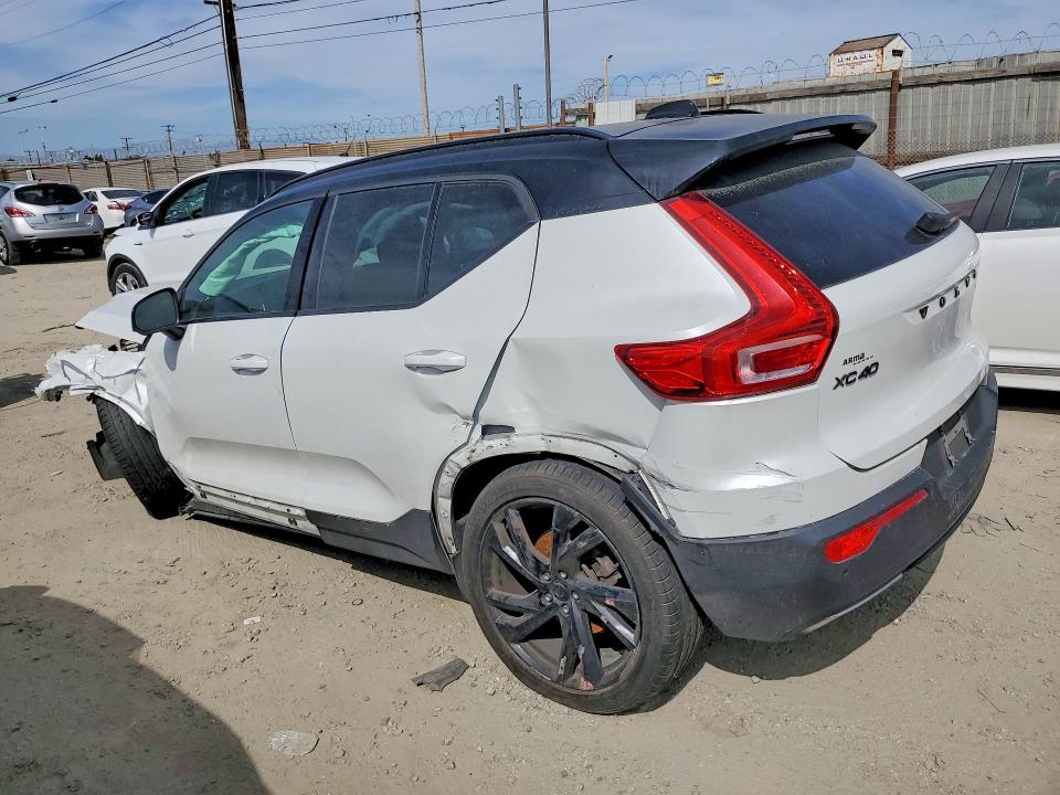 2019 Volvo VIN YV4162UM2K2130331 COPART salvage auction — FRONT END, Ca - Dis/Dlr/Exp Only Clean Title, sold $1,550 on 2026-07-13 (photo 2)