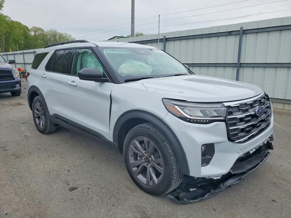 2026 Ford Explorer VIN 1FMUK8DH7TGB52794 COPART salvage auction — FRONT END, NJ - CERT OF TITLE-SALVAGE, sold $8,000 on 2026-07-30 (photo 4)