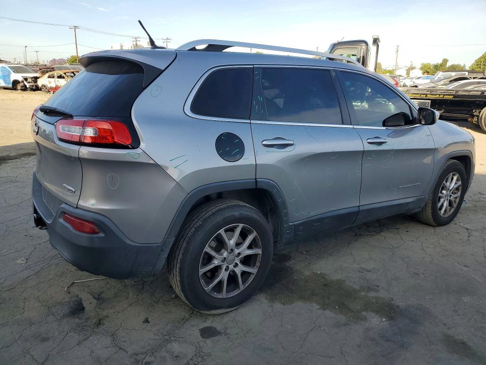 2014 Jeep Cherokee VIN 1C4PJLCS2EW279336 COPART salvage auction — FRONT END, CA, sold $1,350 on 2026-07-20 (photo 3)