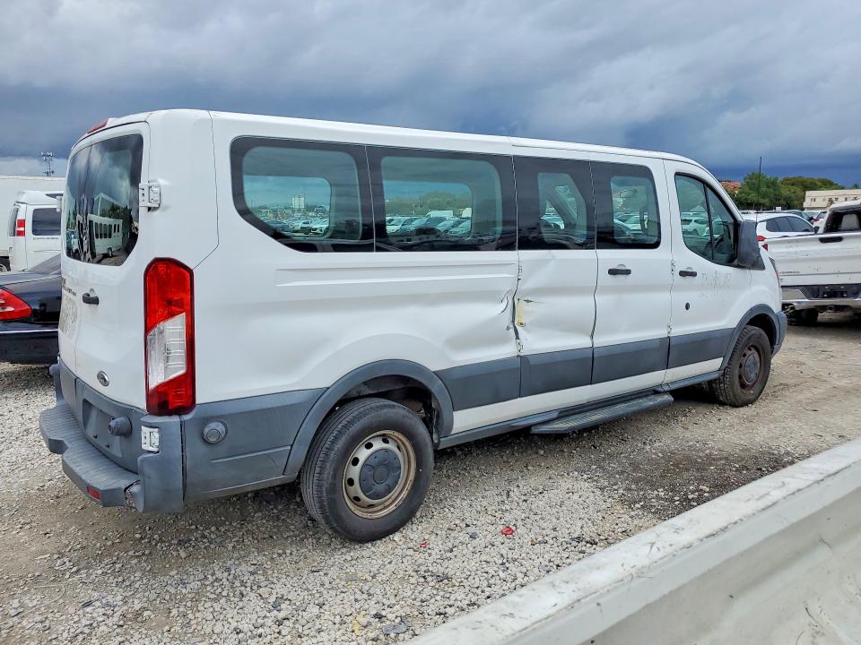2015 Ford Transit VIN 1FBZX2ZM9FKB13368 COPART salvage auction — SIDE, Pa - Cert Of Title (P), sold $7,400 on 2026-07-31 (photo 3)