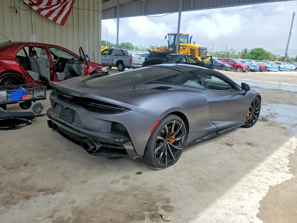2025 Mclaren VIN SBM22GCA6SW003380 COPART salvage auction — UNDERCARRIAGE, Fl - Cert Of Title Slvg Rebuildable, sold $82,000 on 2026-07-02 (photo 3)
