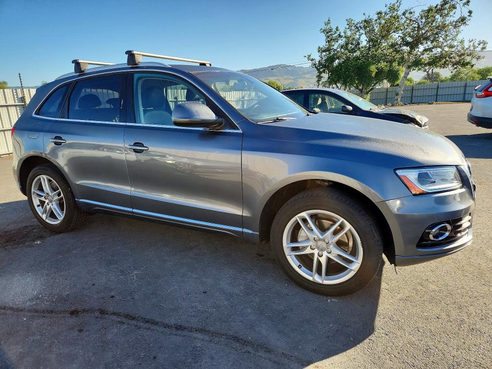 2014 Audi Q5 VIN WA1LFAFP4EA011956 COPART salvage auction — MINOR DENT/SCRATCHES, Ca - Dlr/Dis/Exp Only Salvage Title, sold $1,350 on 2026-07-09 (photo 4)