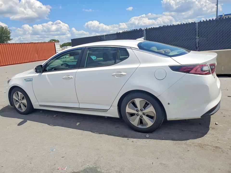 2015 Kia Optima VIN KNAGN4AD9F5090525 COPART salvage auction — MINOR DENT/SCRATCHES, Fl - Certificate Of Title, sold $500 on 2026-07-28 (photo 2)