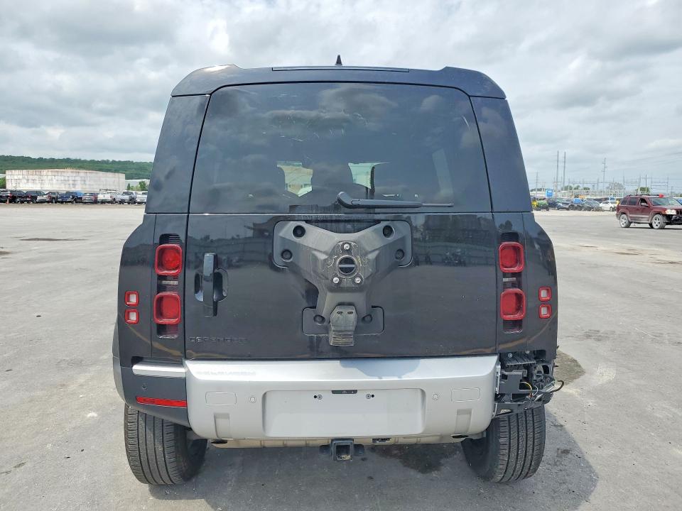 2024 Land rover Defender VIN SALEJ7EU2R2350263 COPART salvage auction — SIDE, OK, sold $37,500 on 2026-07-17 (photo 6)