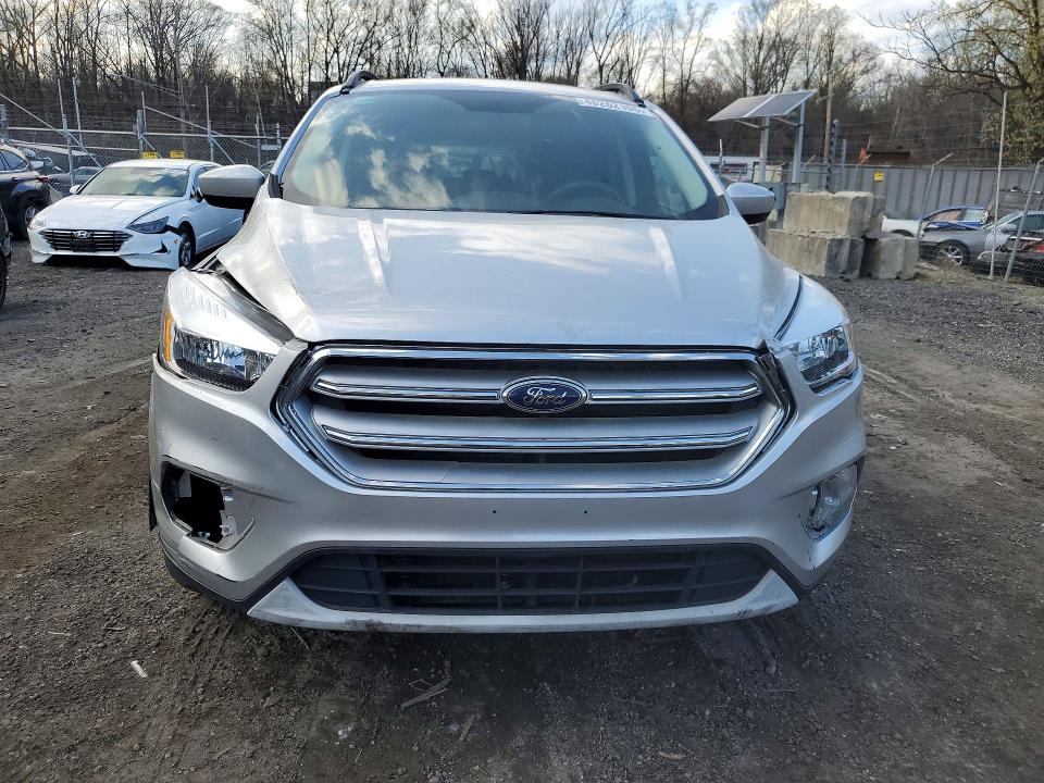 2018 Ford Escape VIN 1FMCU0GD4JUC37073 COPART salvage auction — FRONT END, MD - CERTIFICATE OF TITLE, sold $1,350 on 2026-07-02 (photo 5)