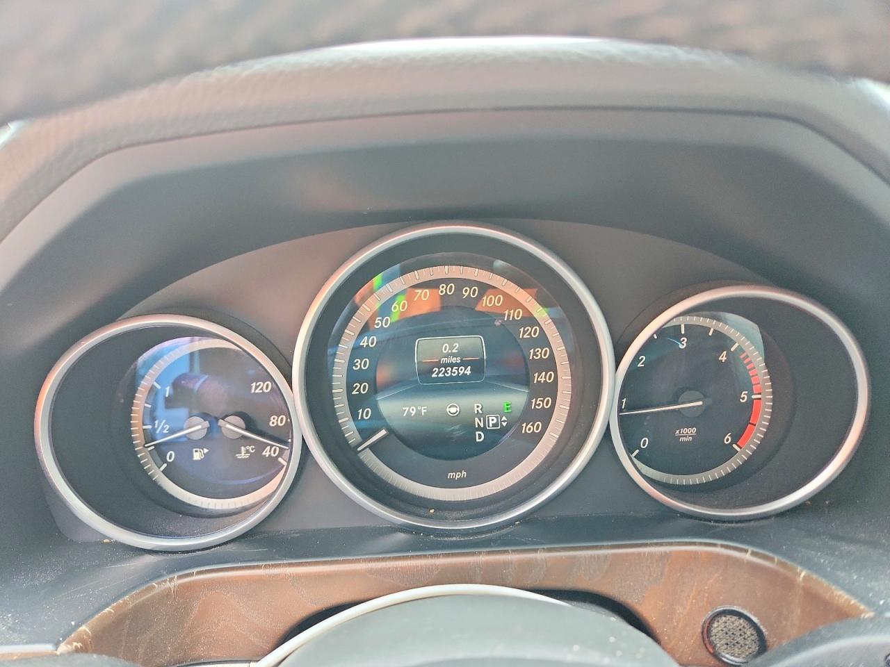 2014 Mercedes-Benz E-Class VIN WDDHF0EB5EA874489 COPART salvage auction — Minor Dent/Scratches, LA - CERTIFICATE OF TITLE (P), sold $3,450 on 2026-07-09 (photo 9)