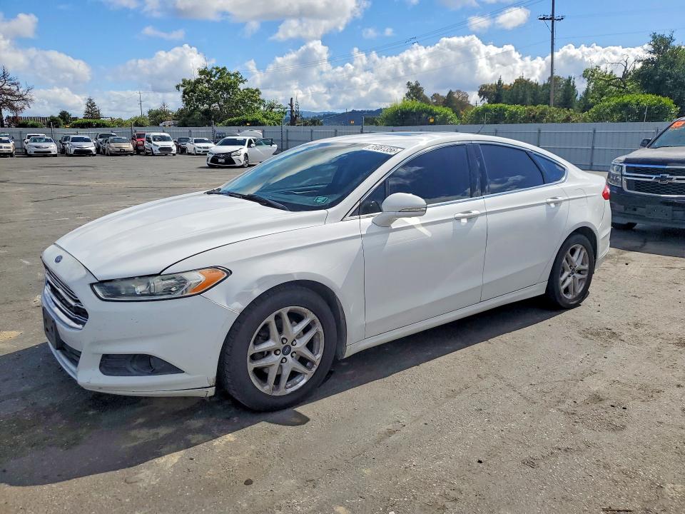 2014 Ford Fusion VIN 3FA6P0HD9ER212793 COPART salvage auction — MINOR DENT/SCRATCHES, Ca - Dis/Dlr/Exp Only Clean Title, sold $725 on 2026-07-21 (photo 1)