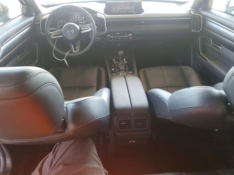 2025 Mazda Cx-50 VIN 7MMVABEM5SN317854 COPART salvage auction — SIDE, Salvage Title, sold $11,400 on 2026-07-09 (photo 8)