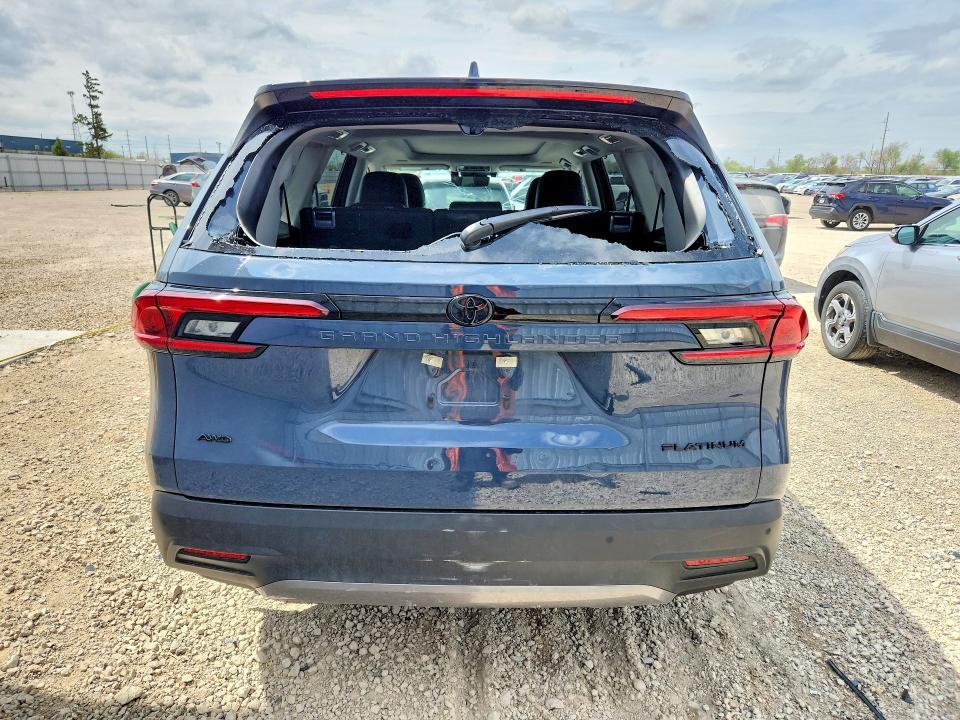 2025 Toyota Highlander VIN 5TDAAAB53SS089711 COPART salvage auction — HAIL, IA - CERT OF TITLE-SALVAGE TITLE, sold $12,900 on 2026-07-22 (photo 6)