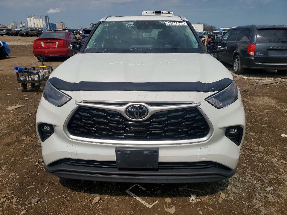 2022 Toyota VIN 5TDGZRBH6NS239634 COPART salvage auction — HAIL, Ia - Cert Of Title-Salvage Title, sold $18,600 on 2026-07-24 (photo 5)