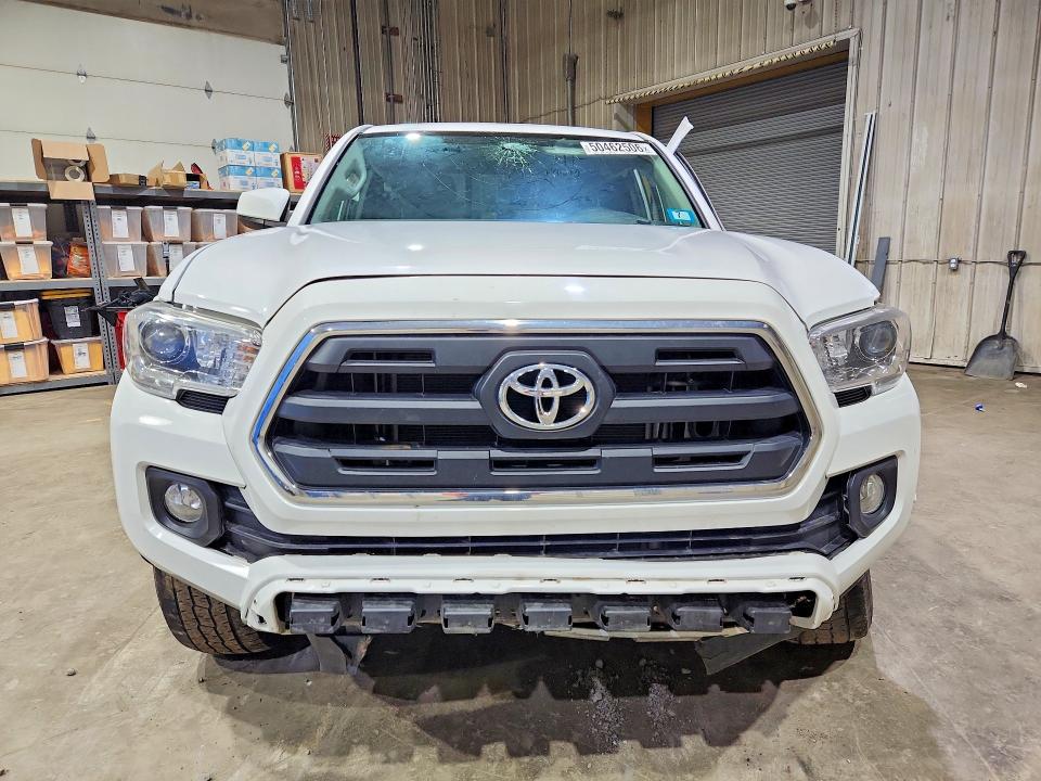 2016 Toyota Tacoma VIN 5TFSX5ENXGX041422 COPART salvage auction — SIDE, Nh - Cert Of Title-Salvage, sold $7,100 on 2026-07-07 (photo 5)