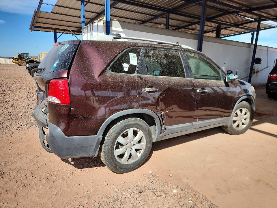 2013 Kia Sorento VIN 5XYKT4A27DG339085 COPART salvage auction — REAR END, Salvage Title, sold $275 on 2026-07-16 (photo 3)