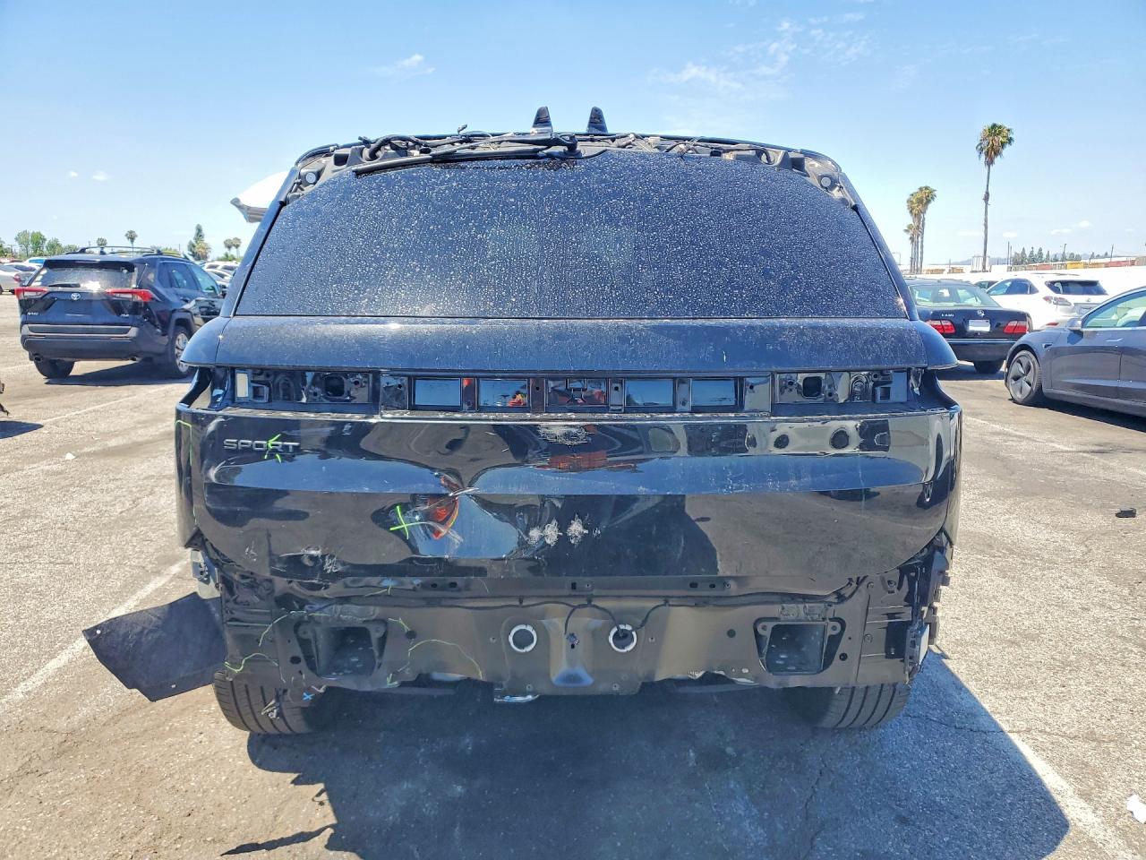 2025 Land Rover Range Rover Sport VIN SAL1L9FU9SA437785 COPART salvage auction — Rear End, CA - SALVAGE CERTIFICATE, sold $61,000 on 2026-07-10 (photo 6)