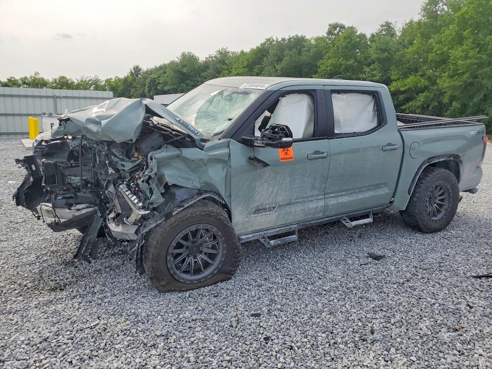 2026 Toyota Tundra VIN 5TFWC5DB7TX114325 COPART salvage auction — FRONT END, Salvage Title, sold $11,500 on 2026-07-20 (photo 1)