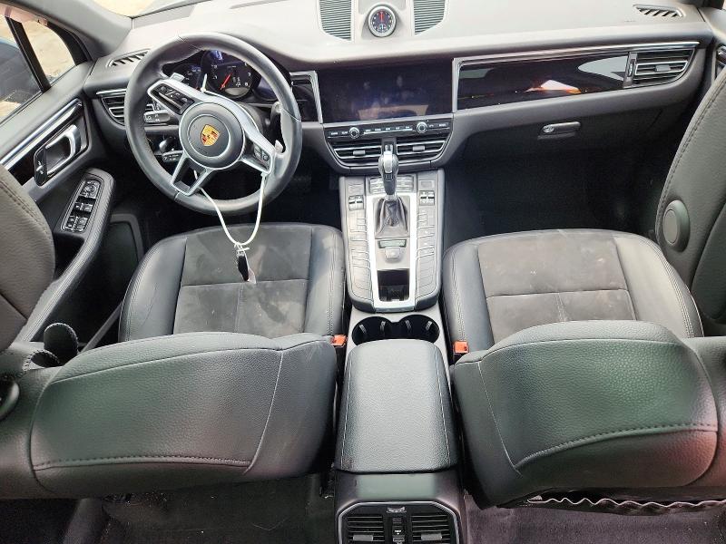 2021 Porsche Macan VIN WP1AA2A50MLB02358 COPART salvage auction — SIDE, Salvage Title, sold $500 on 2026-07-22 (photo 8)