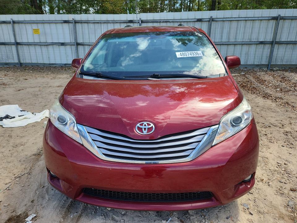 2015 Toyota Sienna VIN 5TDYK3DC8FS651000 COPART salvage auction — SIDE, In - Certificate Of Title, sold $4,000 on 2026-07-17 (photo 5)