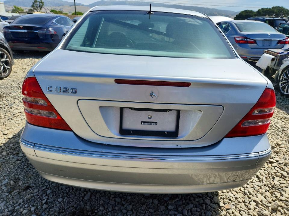 2001 Mercedes-benz C-klasse VIN WDBRF64JX1F094414 COPART salvage auction — SIDE, Ca - Non-Repairable Vehicle Cert, sold $400 on 2026-08-04 (photo 6)