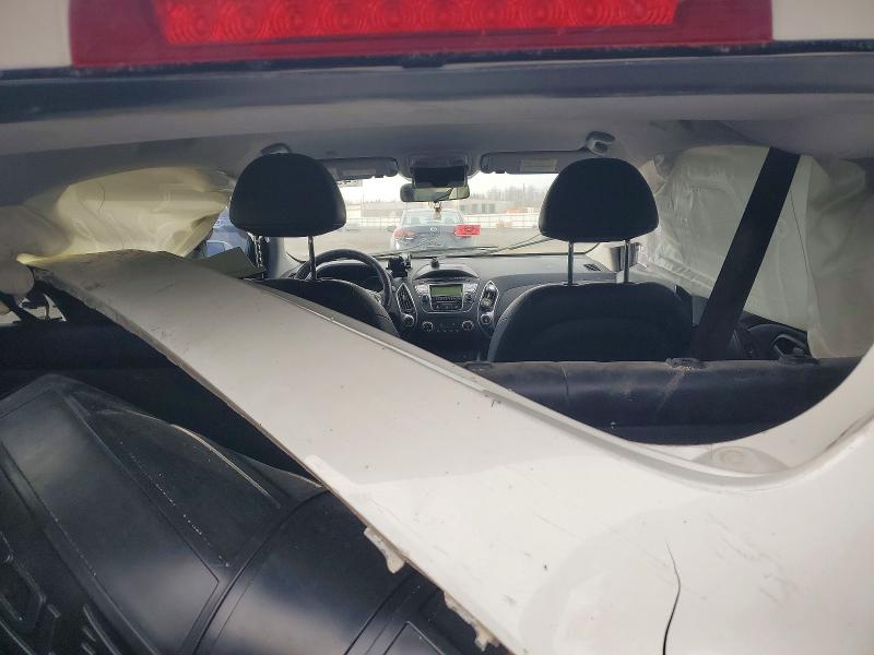 2011 Hyundai Tucson VIN KM8JU3AC3BU251542 COPART salvage auction — REAR END, On - Permit Salvage, sold $250 on 2026-07-14 (photo 8)