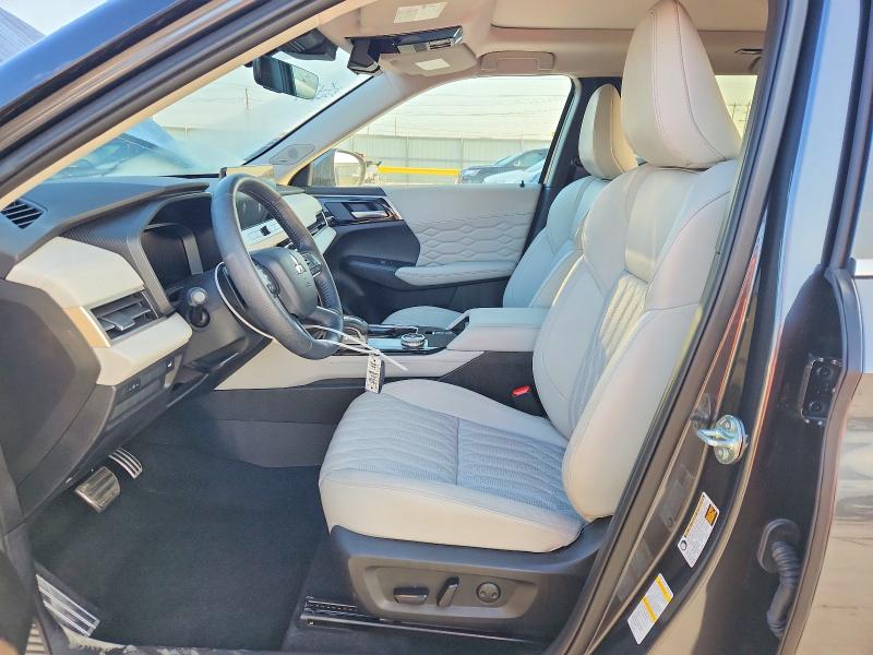 2025 Mitsubishi Outlander VIN JA4J3WA8XSZ022941 COPART salvage auction — FRONT END, Tx - Salvage Vehicle Title, sold $12,100 on 2026-07-31 (photo 7)