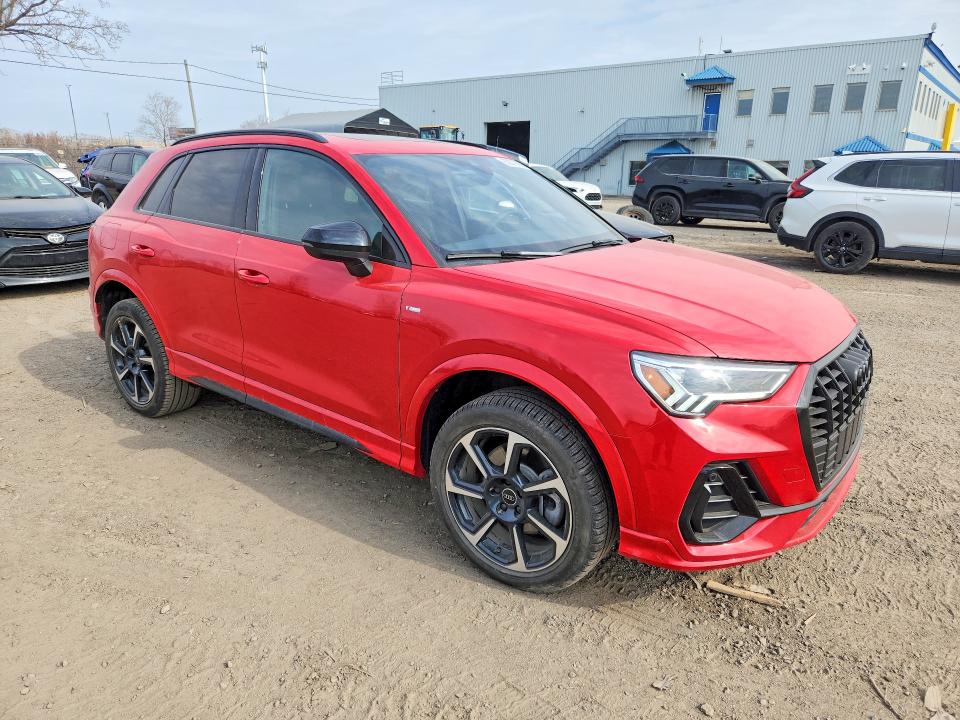 2025 Audi Q3 VIN WA1EECF33S1109294 COPART salvage auction — SIDE, Qc - Gravement Accidente, sold $20,850 on 2026-07-14 (photo 4)