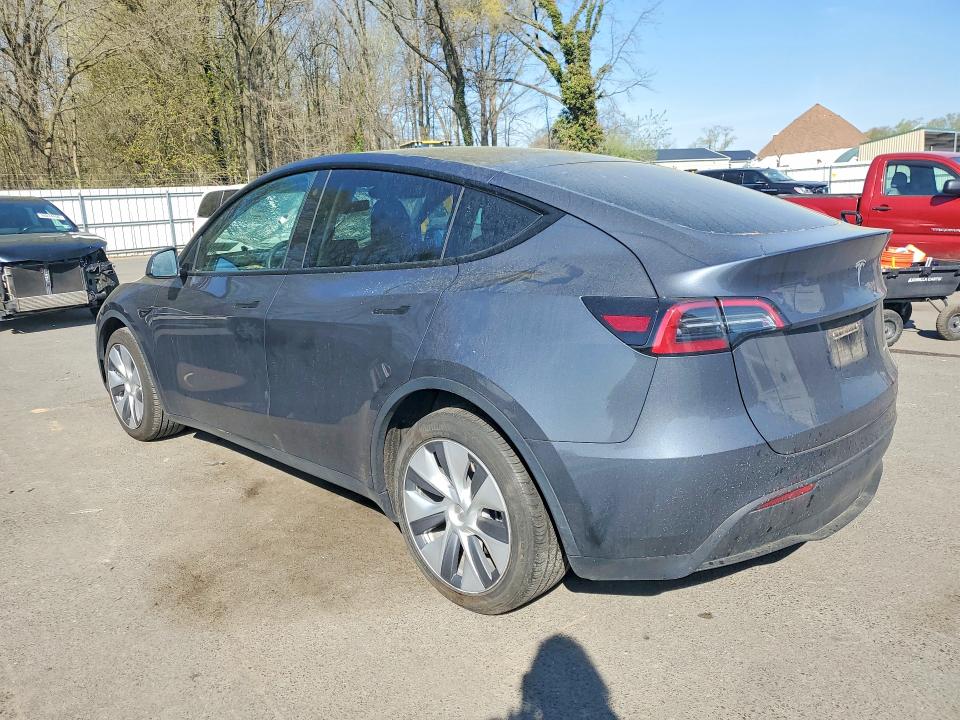 2023 Tesla Model y VIN 7SAYGDEE3PA036061 COPART salvage auction — FRONT END, NJ - CERT OF TITLE-SALVAGE, sold $13,100 on 2026-07-28 (photo 2)