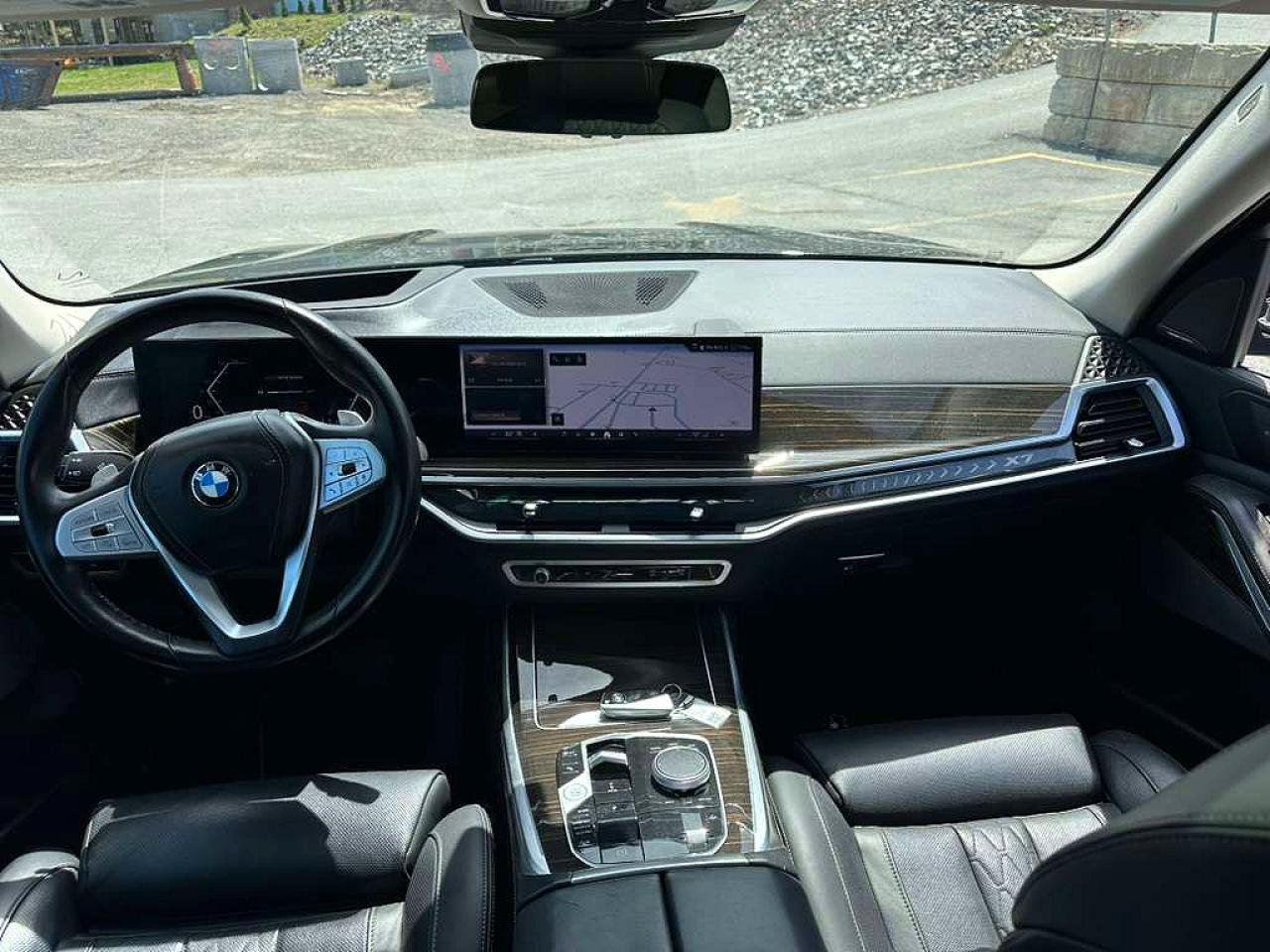 2025 BMW X7 VIN 5UX23EM04S9Y27987 COPART salvage auction — Side, WI - CERTIFICATE OF TITLE, sold $47,250 on 2026-07-01 (photo 6)