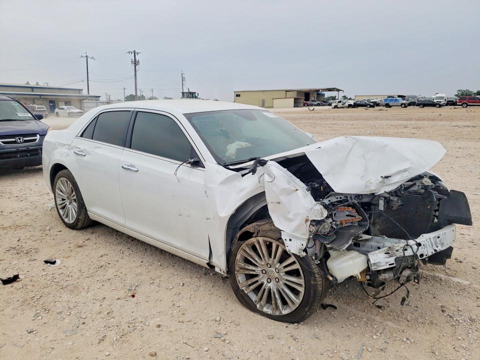 2014 Chrysler 300 VIN 2C3CCAEG9EH373545 COPART salvage auction — ALL OVER, TX - SALVAGE VEHICLE TITLE (P), sold $1,050 on 2026-07-09 (photo 4)